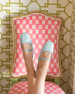 Frances Valentine Jude Mary Jane Flat><noscript><img width=
