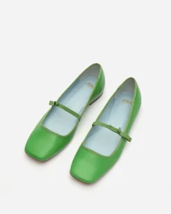 Frances Valentine Jude Mary Jane Flat><noscript><img width=